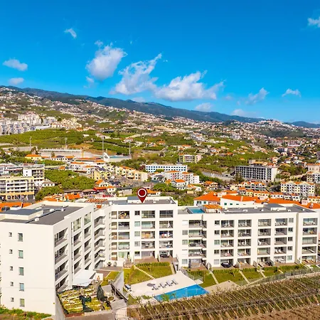Apartment Atlantic Pearl Pool & Ocean View One Bedroom *