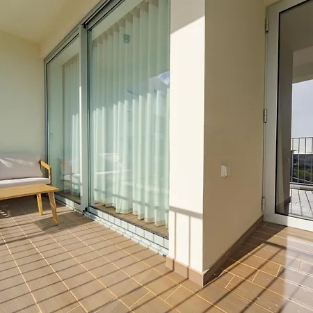 Apartment Atlantic Pearl Pool & Ocean View One Bedroom *