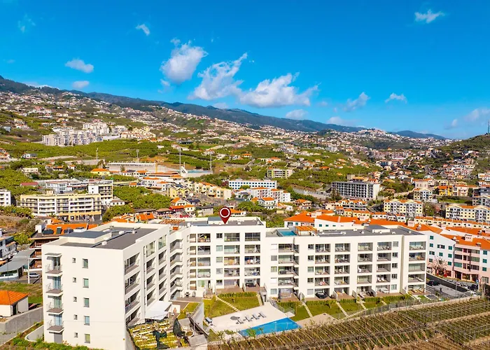 Apartment Atlantic Pearl Pool & Ocean View One Bedroom *