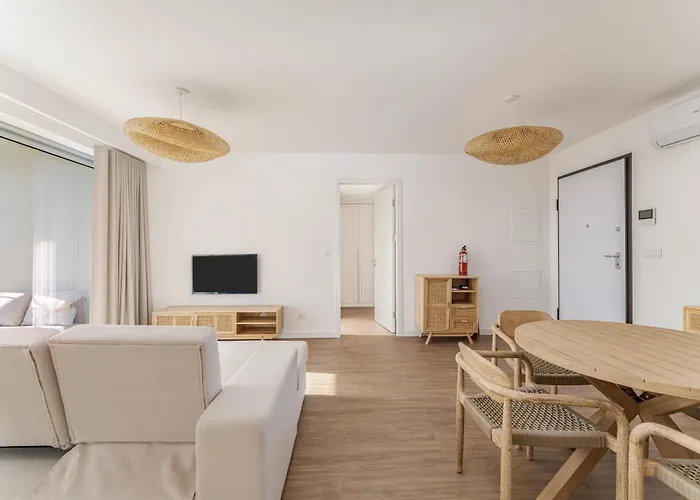 Apartment Atlantic Pearl Pool & Ocean View One Bedroom *